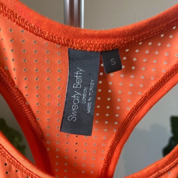 Sweaty Betty Orange Breeze Crop Run Vest Top - Picture 4 of 8